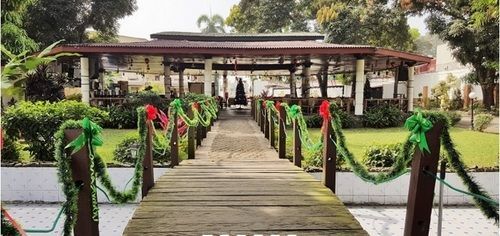 Embassy Suites Hotel Monrovia Exterior foto